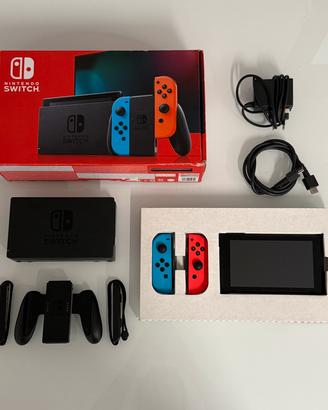 Console Nintendo Switch Completa con Scatola 
