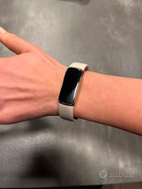 Fitbit Luxe