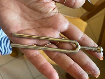 Diapason 440 Hz/ 11,5 cm/custodia omaggio