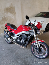 Triumph speed triple 955i