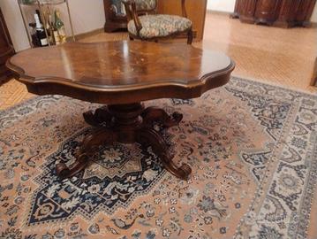 tavolino stile classico