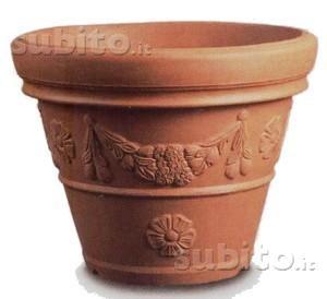 Vaso Festonato dal Ø cm 40 - 85 in resina/plastica