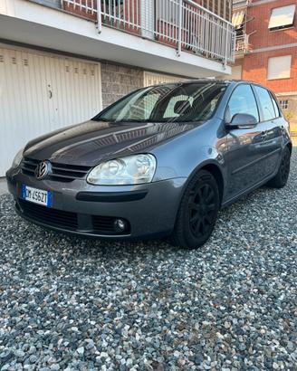 Golf 5 1.6 gpl/benzina
