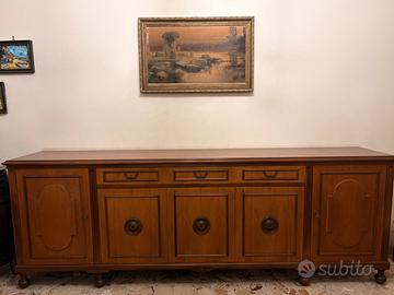 Credenza d’epoca a quatrro ante con cassetti