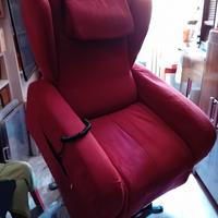 Poltrona per anziani motorizzata