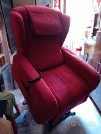 Poltrona per anziani motorizzata