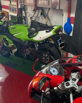 Kawasaki Zx7r - Code zx750P.