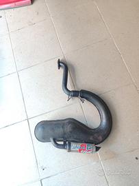 marmitta Leo vince scoot