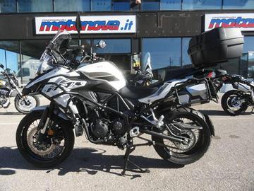 BENELLI TRK 502 X TRK 502 X