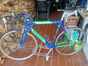 Bicicletta vektor challenger