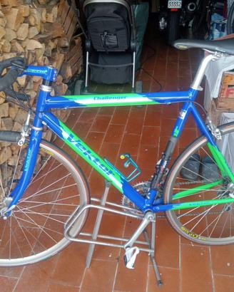 Bicicletta vektor challenger