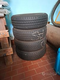 Gomme auto