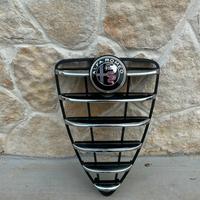 Griglia anteriore Alfa Romeo Mito