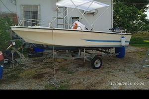 Barca motore carello