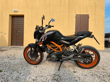 Ktm Duke 390