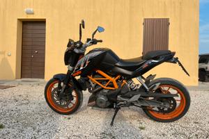 Ktm Duke 390