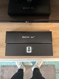 apple watch  se nike 40 mm