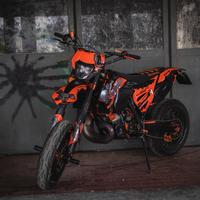 Ktm exc 300 2t motard