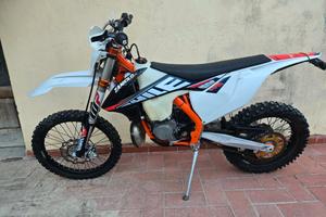 Ktm 250 EXC Six Days 2019 finanziabile