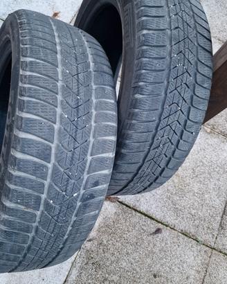 2 pneumatici invernali pirelli sottozer  215 50 18