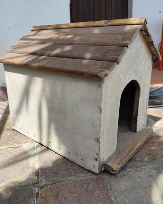 cuccia/casetta per cane taglia medio-piccola