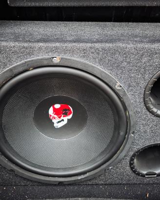 Subwoofer e amplificatore killer line auto