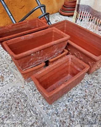 vaschette vasi in terracotta per piante