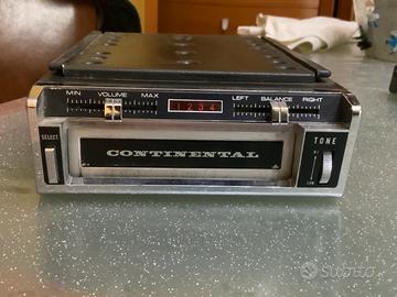 Autoradio Continental stereo 8 + accessorio auto