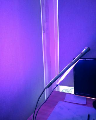 Luci led viola per arredamento
