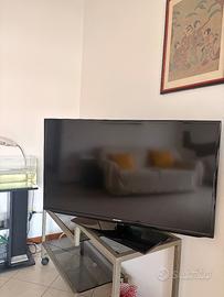 TV 40” Samsung