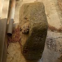 Vasca in pietra per arredo rustico  