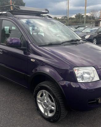 Fiat Panda 1.3 MJT 16V DPF 4x4 Climbing
