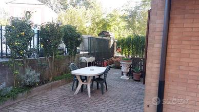 villetta frazionabile a None