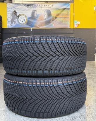 2 Gomme Michelin 235/35R19 4 Stagioni 85% residui