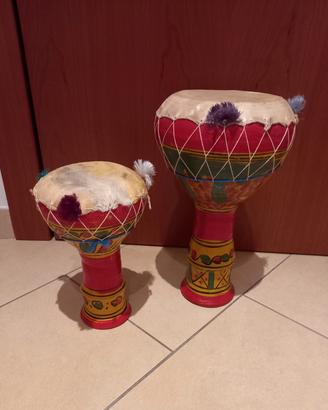 Coppia di tamburi africani 