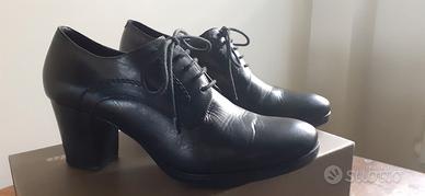 SCARPE "BATA" MODELLO FRANCESINE - NERE - MIS. 39