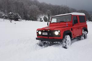 Land rover defender tdi 200