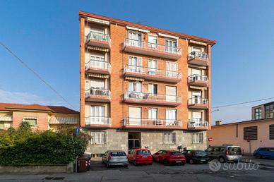 2 LOCALI A GRUGLIASCO