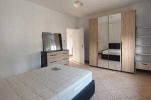 Privato affitta appartamento in villa piano terra