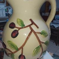 Brocca in ceramica alta 25 cm e larga 20 cm
