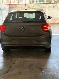 VOLKSWAGEN Polo 5ª serie - 2021
