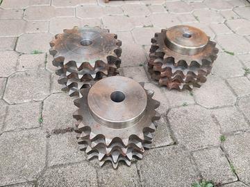 Ingranaggi per rulli trasportatori