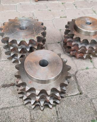 Ingranaggi per rulli trasportatori