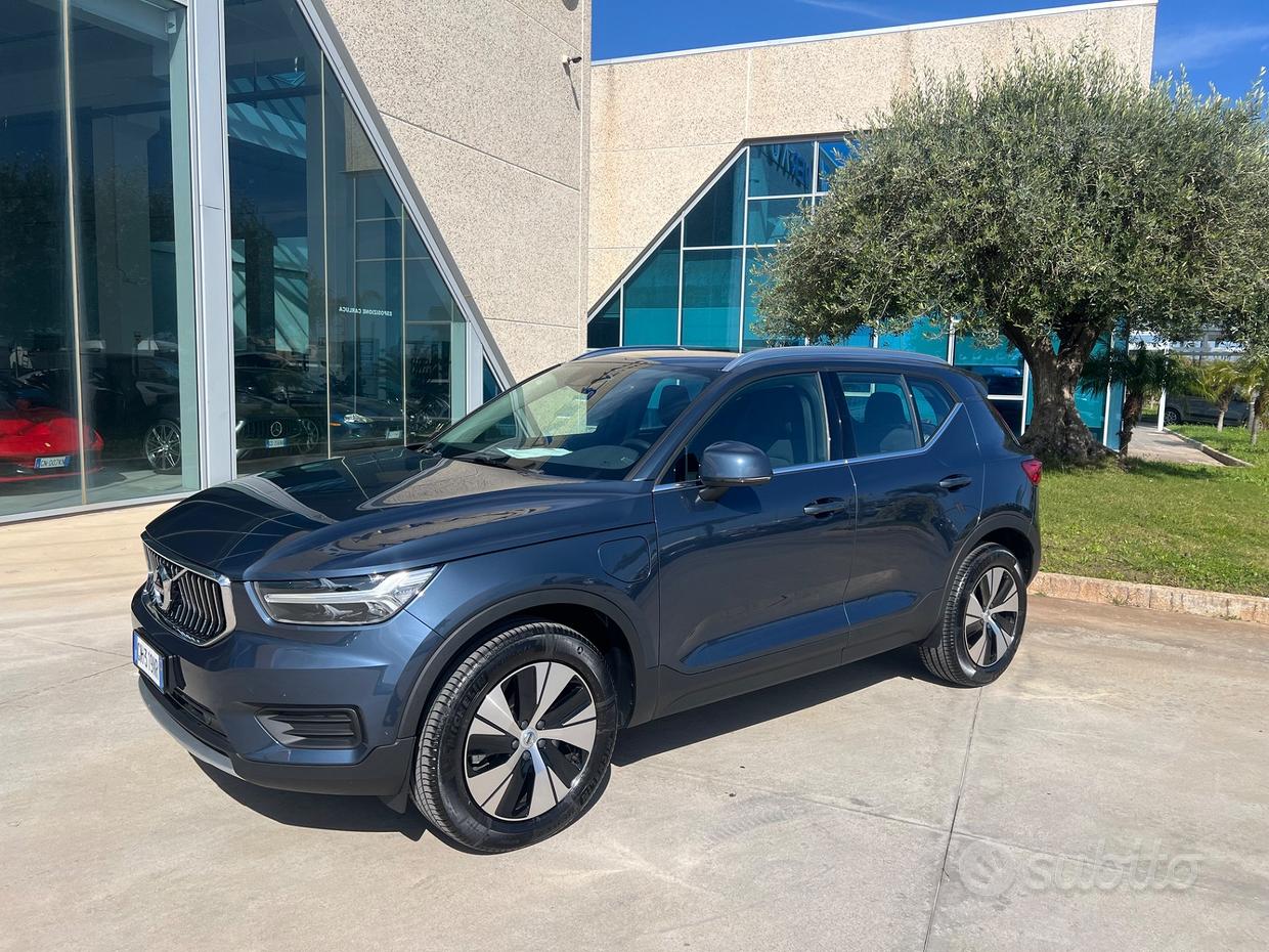 Volvo XC40 (2017-->)