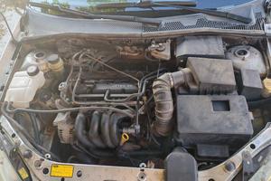 Ford Focus Mk1 - 1.6 / 101 cv