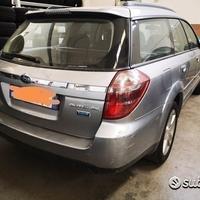 Paraurti posteriore subaru outback 2008