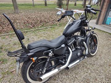 Harley Davidson sportster 883 iron