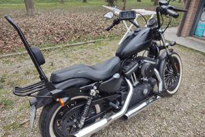 Harley Davidson sportster 883 iron