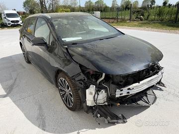 Toyota Corolla Active 1.8 Hybrid Tyre Touring Spor