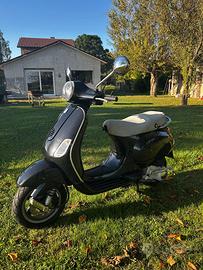 VESPA 125cc